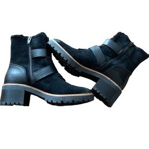 Leather black Tristan Boots. Naturalizer Size 7. Excellent condition.